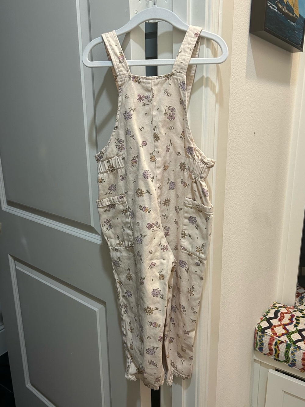 Zara girls Cream Floral Overalls Jumpsuit 4-5